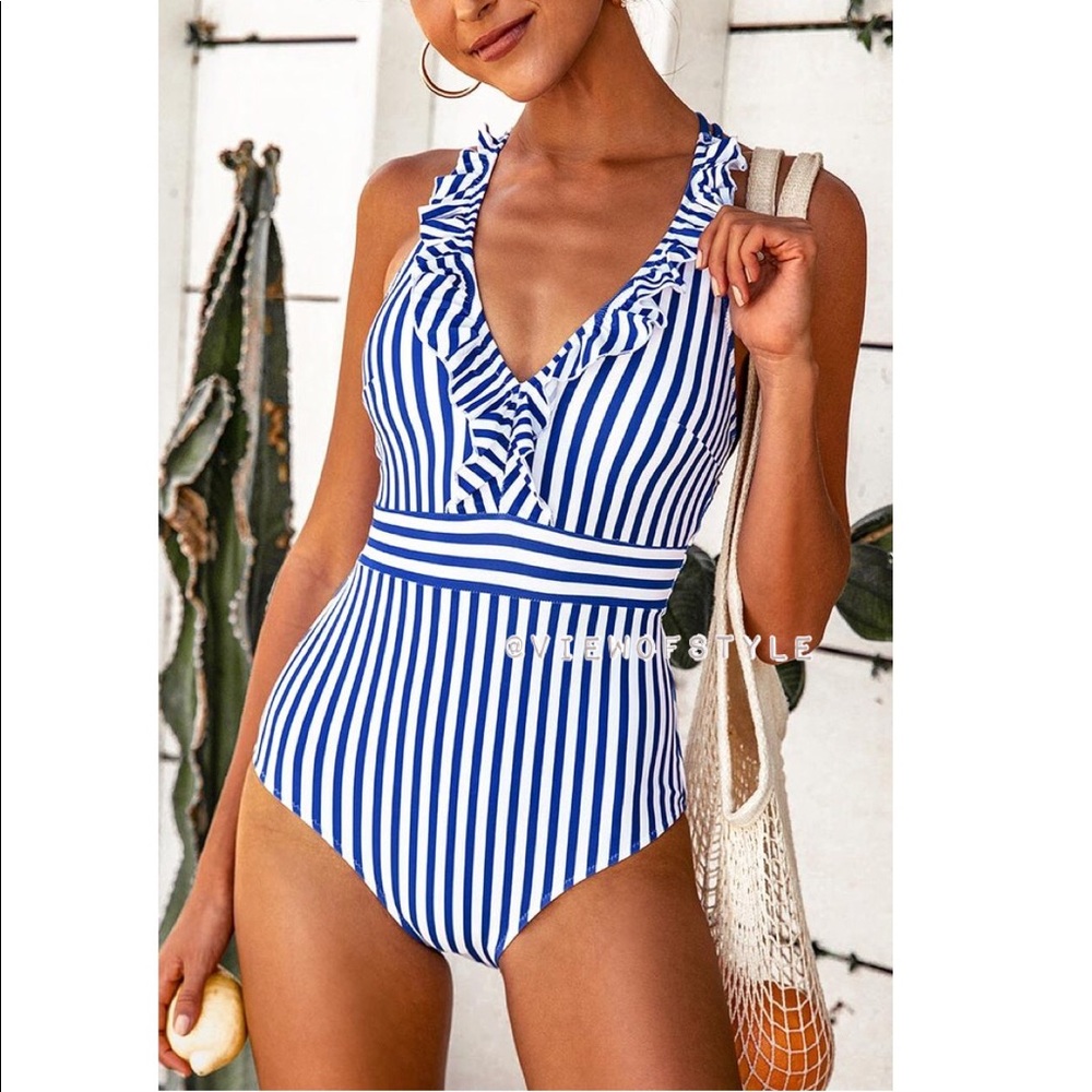 Cupshe Ruffed stripe one piece swim - Picture 4 of 13